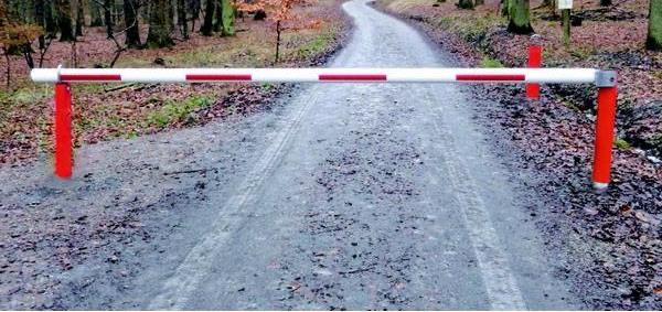 Barrière d'accès à une piste forestière